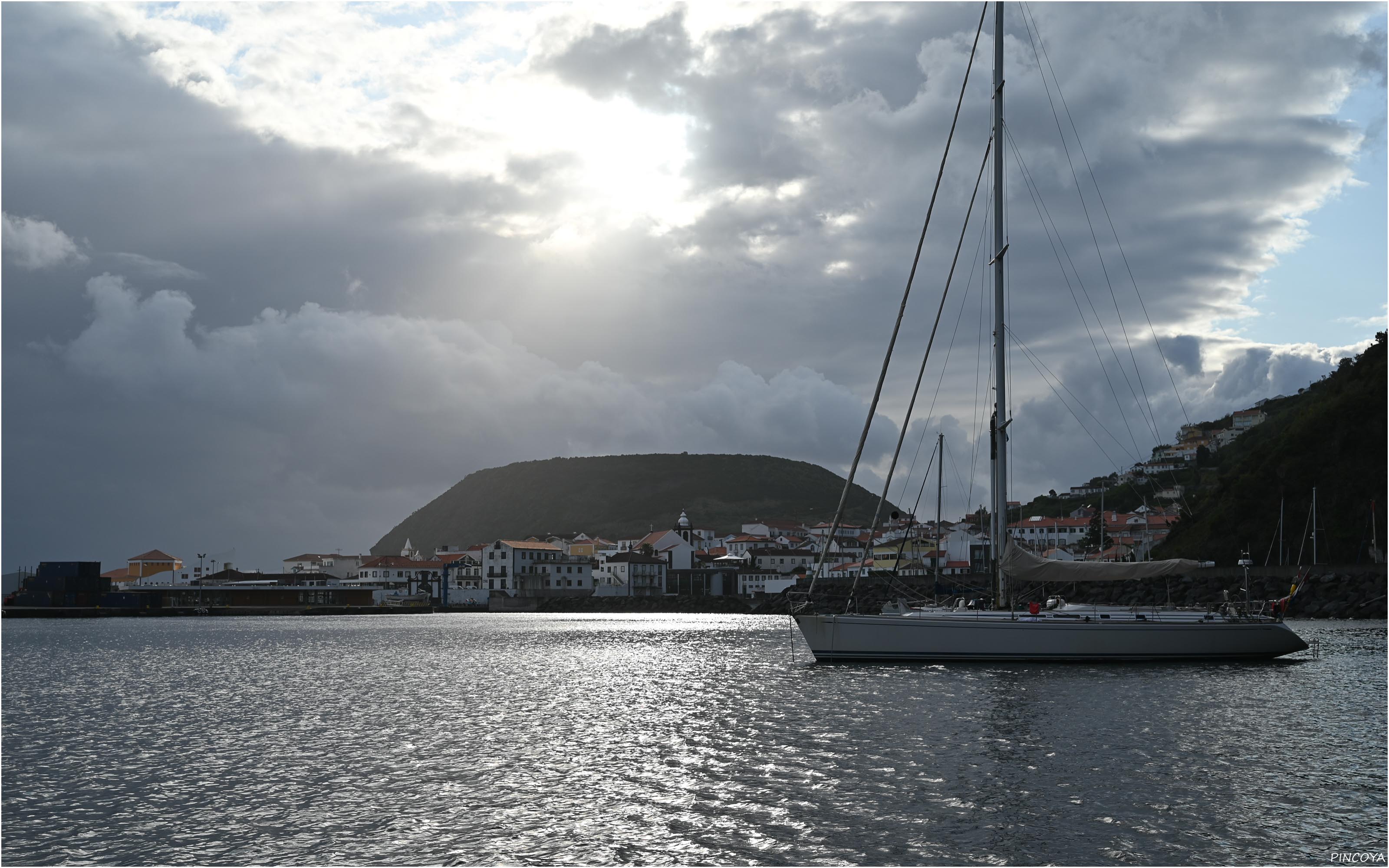 „Abend auf dem Anchorage vor Velas“