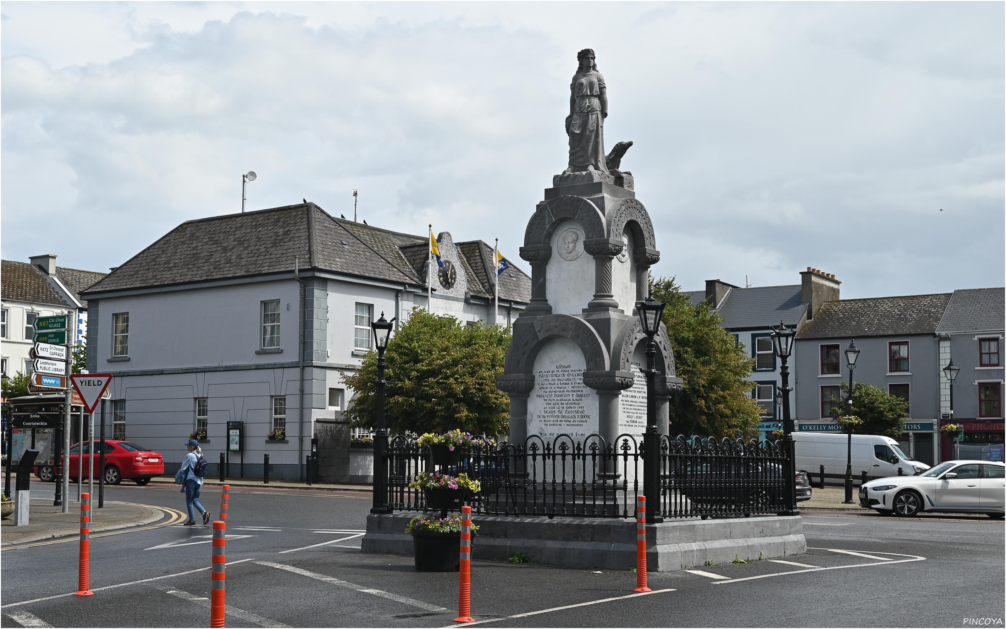 „Das Denkmal am Square“