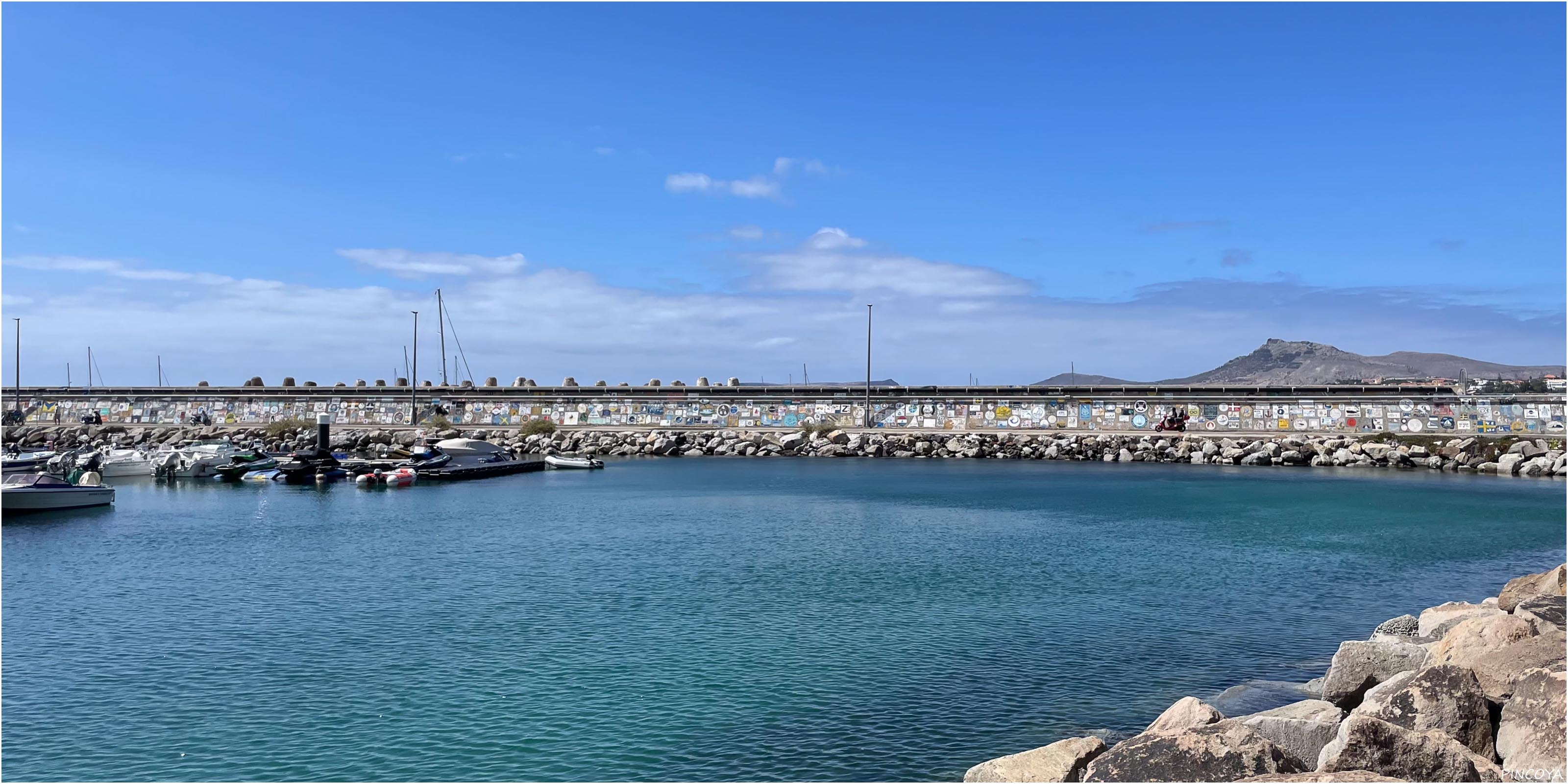 „Wie in Horta auf den Azoren..., auch die Mole von Porto Santo ist eine Bildersammlung künstlerischer Crews.“